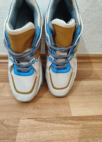 LC Waikiki spor ayakkkabi