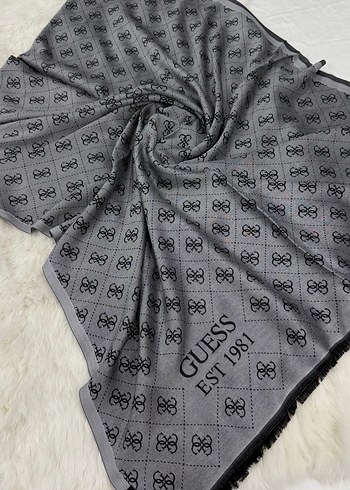 Guess Gri kaşmie Kadın Şal - Görsel 4