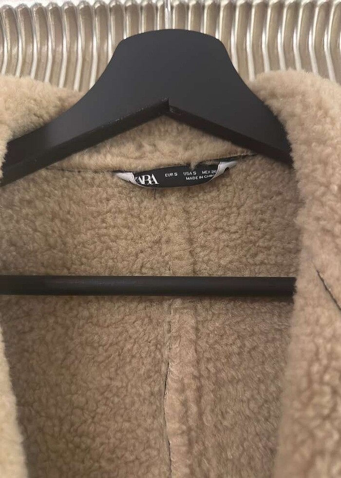 Zara içi kürklü mont - Görsel 3