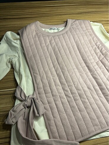 Zara sweat