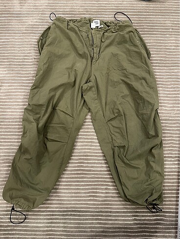 bdg jeans yesil parasut pantolon