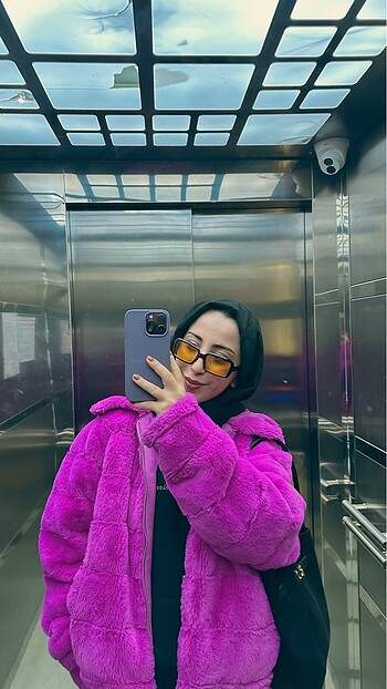 Pembe kürk