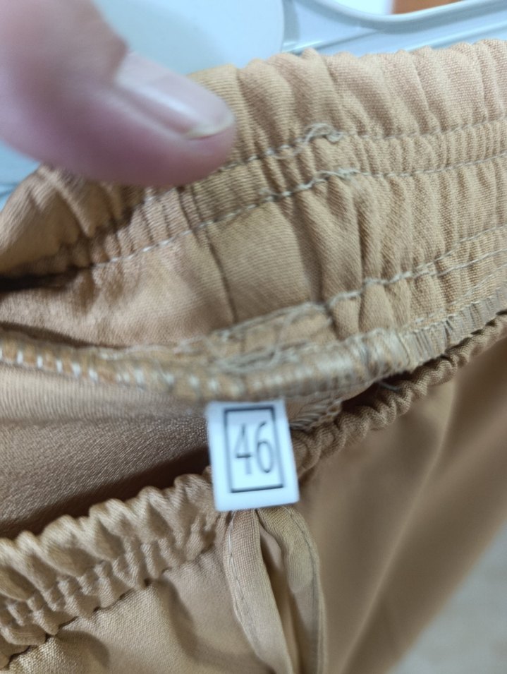 Bej Kadın Kumaş Pantolon, Kemerli, Midi Boy - Görsel 3