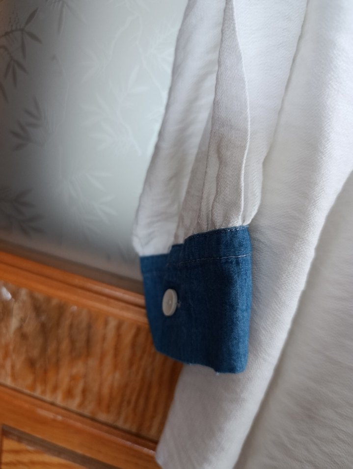 Düğmeli Beyaz Denim Bohem Gömlek - Görsel 4