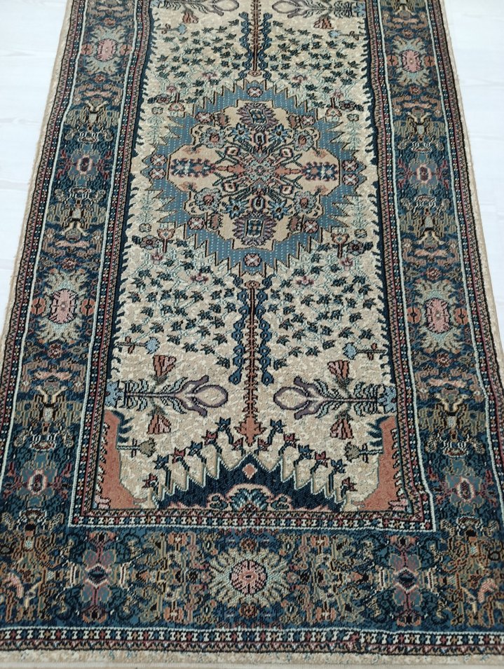 Klasik Desenli Çok Renkli Halı - Görsel 5