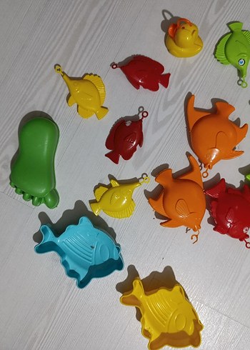 Renkli Plastik Balık Oyuncak Seti - Görsel 5