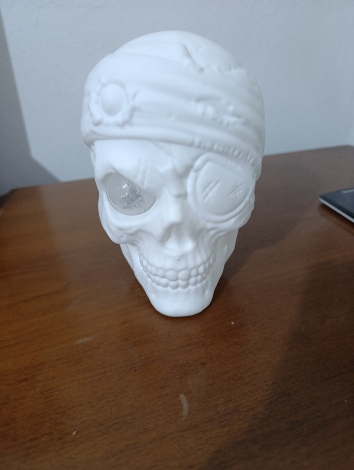 Renkli Işıklı Kafatası Figürin - Görsel 4