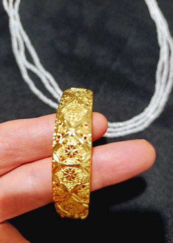 Altın Renkli bilezik ve Boncuklu Kadın kolye - Görsel 6