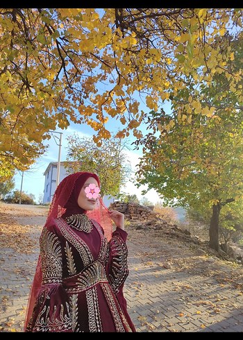 kırmızı duvak