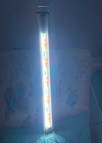 Çok Renkli LED bitki isigi