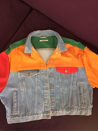 s Beden çeşitli Renk Vintage butik Ürünü kot ceket. 1-2 defa giyildi. Yeniden farksı