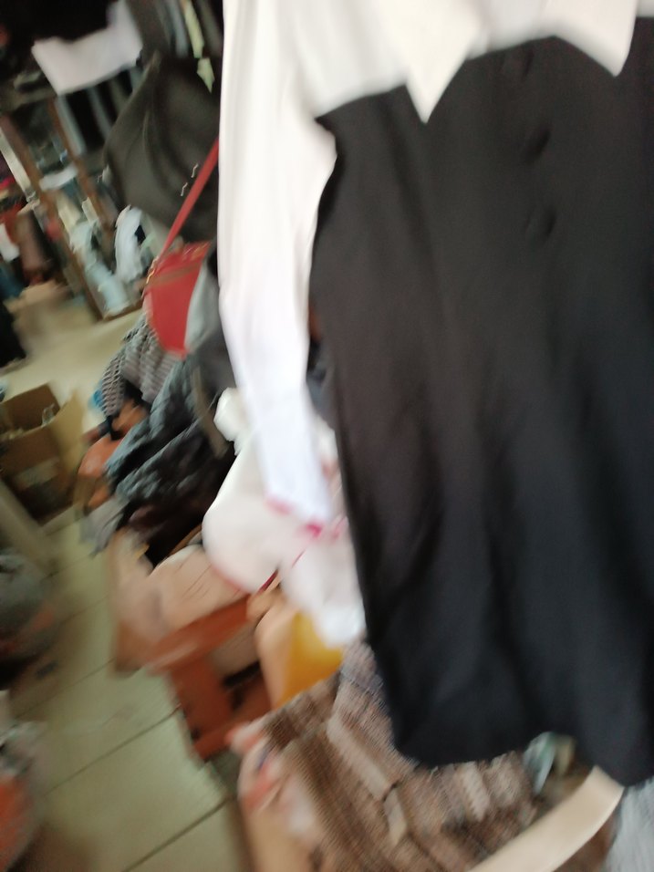 Düğmeli Siyah-Beyaz Midi Tulum - Görsel 2