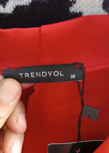 Kırmızı Uzun Kollu Kadın Elbise - Görsel 2