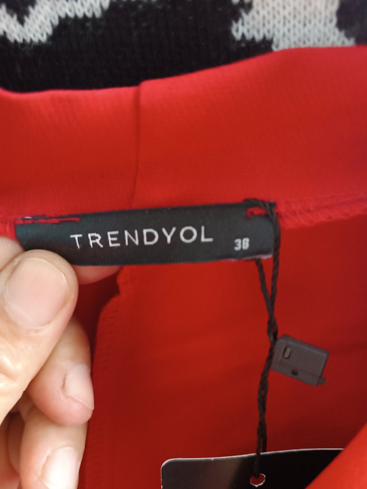 Kırmızı Uzun Kollu Kadın Elbise - Görsel 2