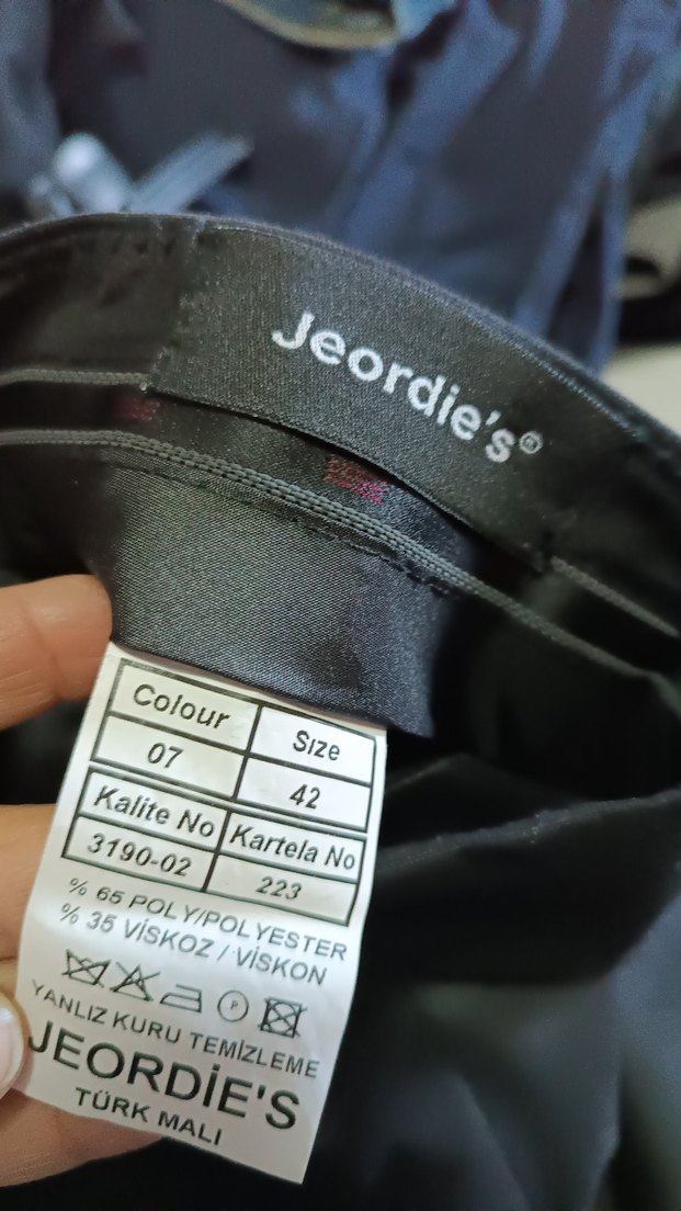 Siyah Kemerli Erkek Ofis Pantolonu - Görsel 4