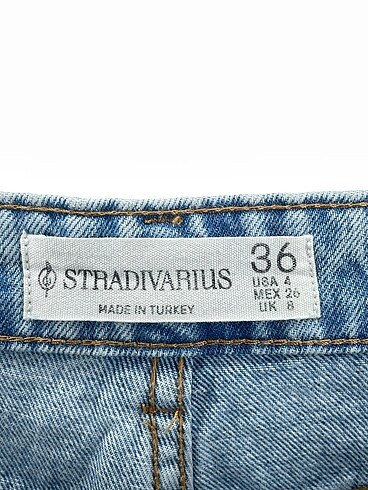 36 Beden mavi Renk Stradivarius Jean / Kot %70 İndirimli.