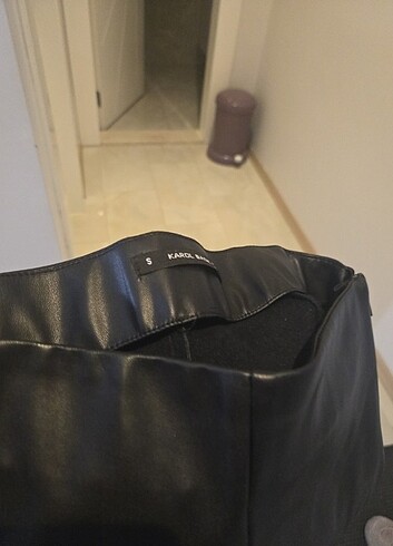 Karol içi Polar suni deri pantalon - Görsel 2