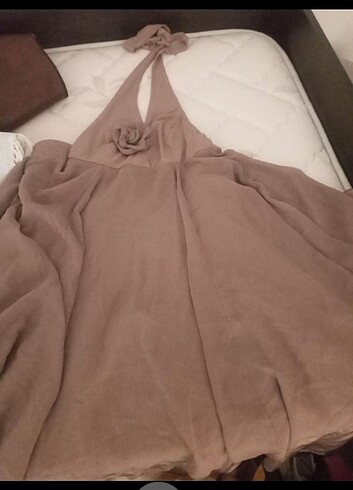 s Beden altın Renk Kasha sırtı açık dekolte.elbise