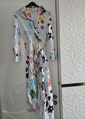 m Beden çeşitli Renk Twist çiçekli ici kısa elbise
