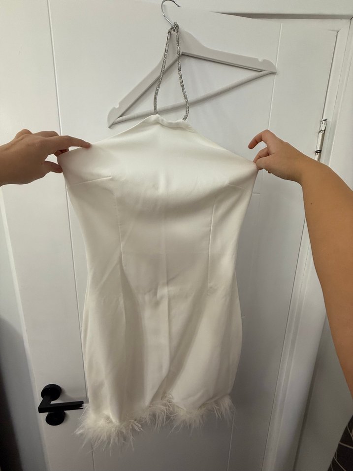 Beyaz Mini Tüy Detaylı Bride Elbisesi - Görsel 3