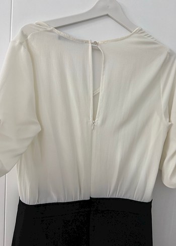 V Yaka Düğmeli Midi Ofis Elbisesi - Görsel 5