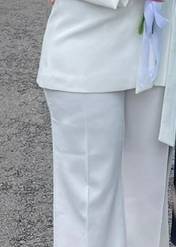 Beyaz Kemerli Midi Kadın Takım Elbise - Görsel 3