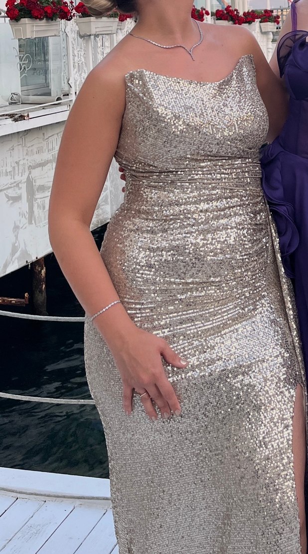 Parlak Altın Uzun Abiye Elbise - Görsel 3