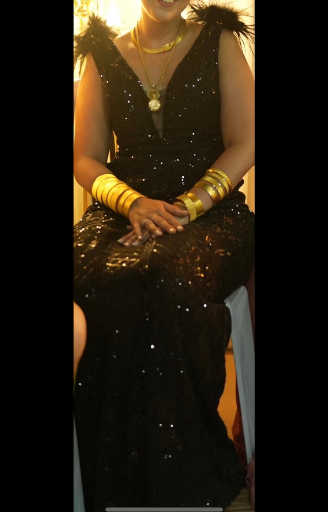 Kolsuz Otriş Detay Uzun Pullu Abiye Elbise -Siyah - Görsel 4