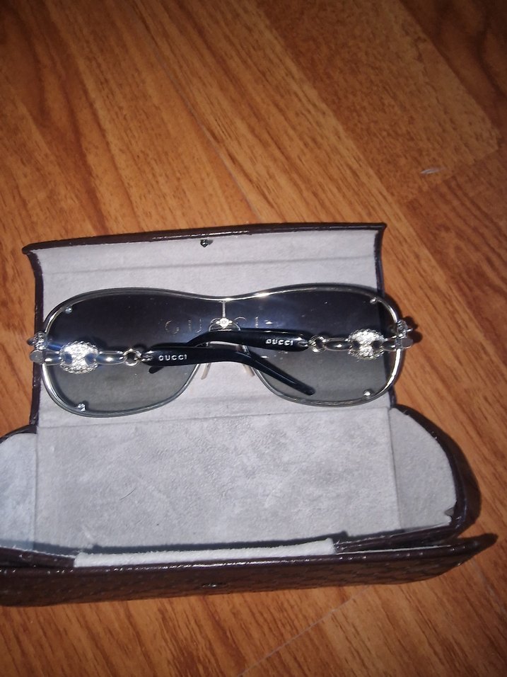 Gucci orijinal güneş gözlüğü - Görsel 2