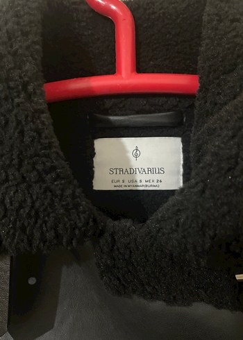 s Beden Stradivarius Kürklü Siyah Deri Biker Ceket