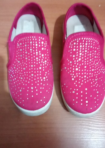 Pembe Taşlı Kız Çocuk Spor Ayakkabı