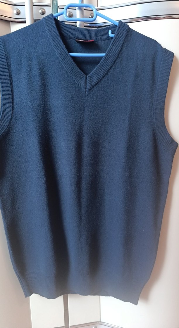 V Yaka erkek süveter - Görsel 3