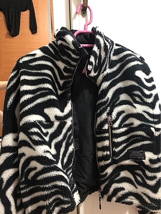 xs Beden Bershka Zebra Desenli Ceket