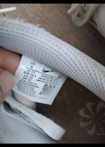 36,5 Beden beyaz Renk nike ayakkabi