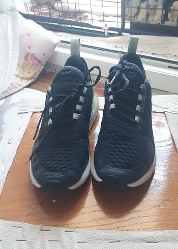 37,5 Beden beyaz Renk Nike Kadın Siyah Yüksek Topuklu Spor Ayakkabı