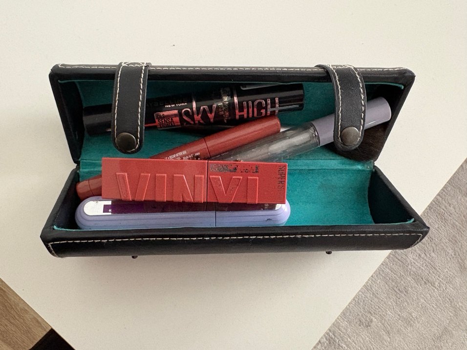 Silindir deri makyaj çantası - Görsel 3