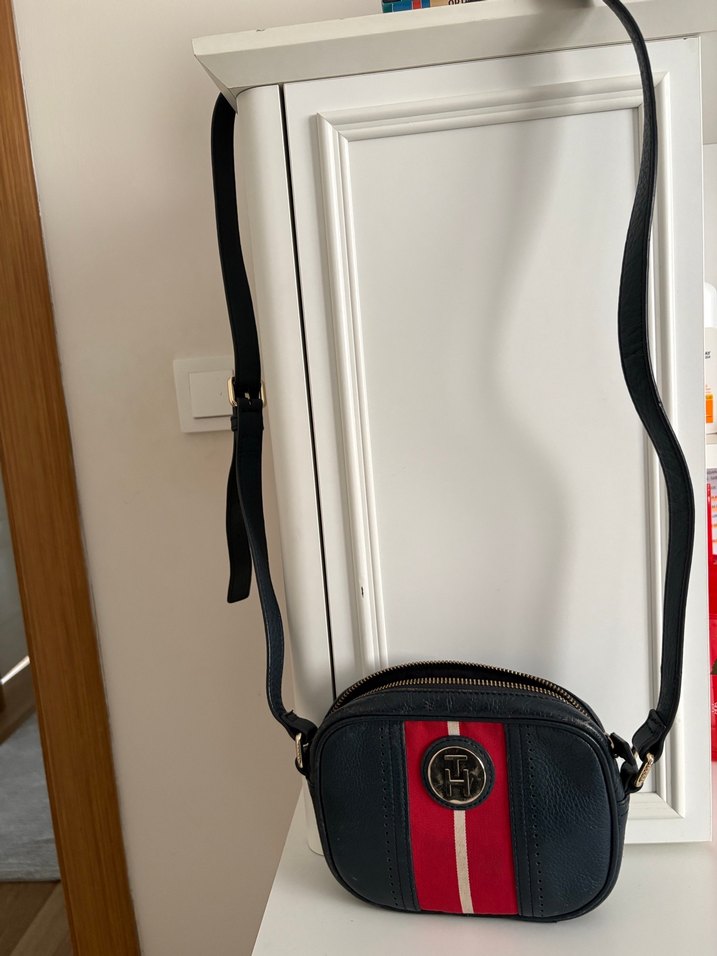 Tommy Hilfiger çapraz çanta - Görsel 2