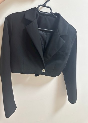 Trendyol & Milla Kadın siyah crop blazer ceket