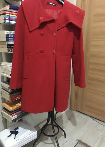 l Beden kırmızı Renk Kırmızı Düğmeli Kadın Kaban
