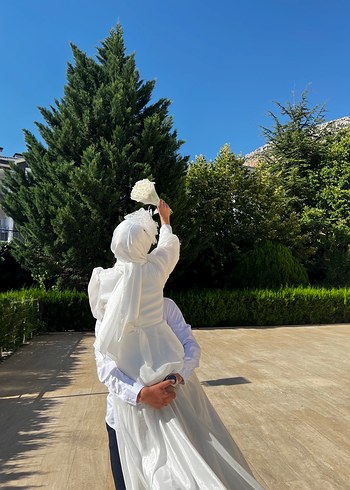 m Beden Uzun Beyaz Straplez Düz Kesim Tesettür Gelinlik