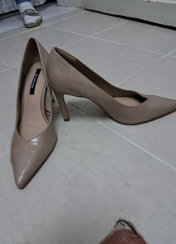 35 Beden Stiletto