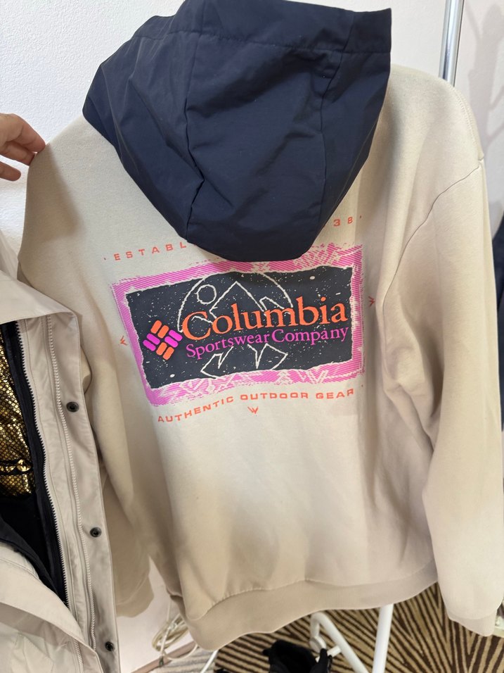 Kapüşonlu Baskılı Bej columbia sweatshırt orijinal - Görsel 2