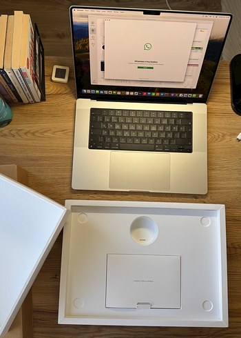 MacBook Pro M3/ 16inç 18GB 512GB SSD macOS 16 86.000 - Görsel 7