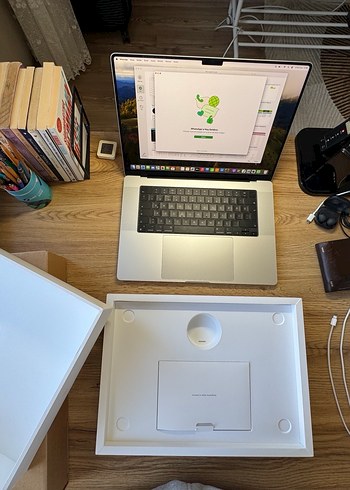 MacBook Pro M3/ 16inç 18GB 512GB SSD macOS 16 86.000 - Görsel 4