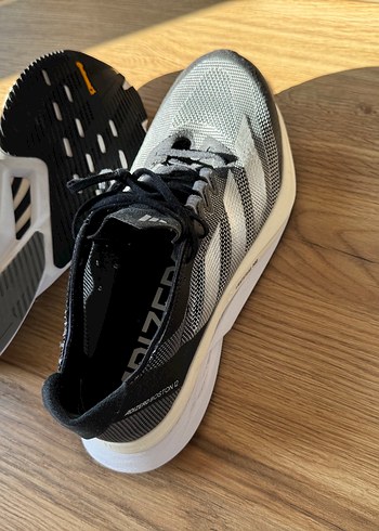 Gri Erkek Koşu ve Spor Ayakkabısı Adidas adizero 12 - Görsel 3