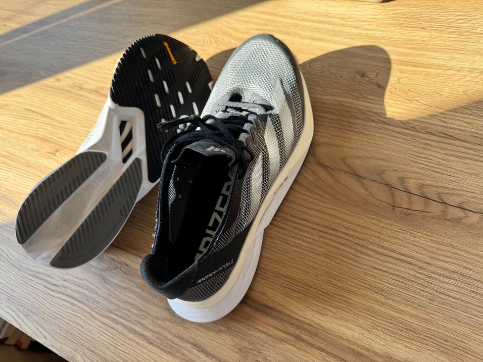 Gri Erkek Koşu ve Spor Ayakkabısı Adidas adizero 12 - Görsel 3