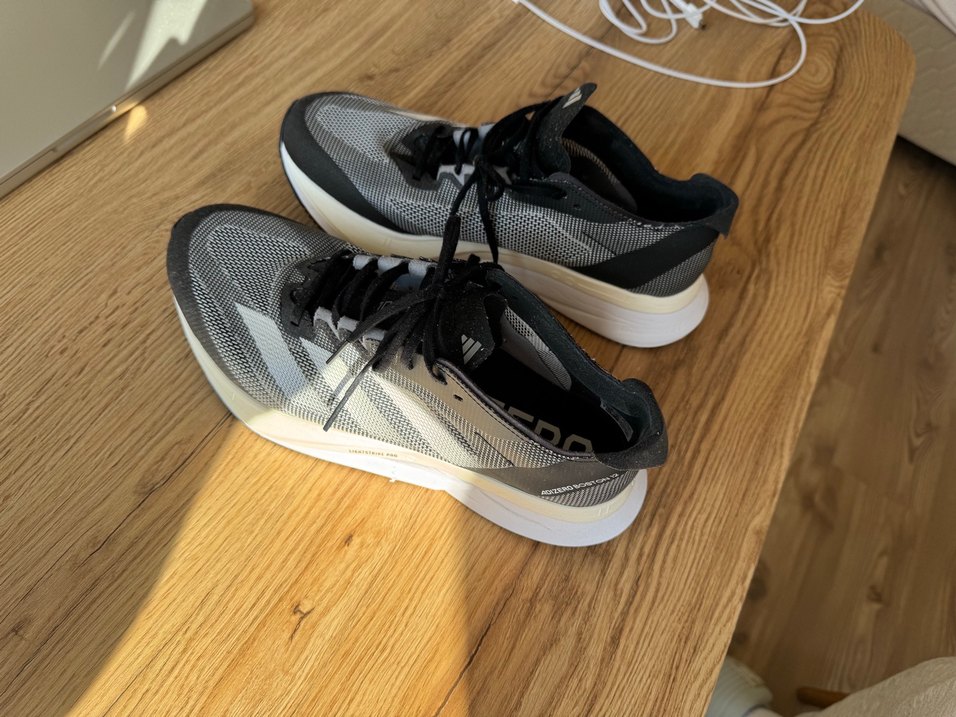 Gri Erkek Koşu ve Spor Ayakkabısı Adidas adizero 12 - Görsel 5