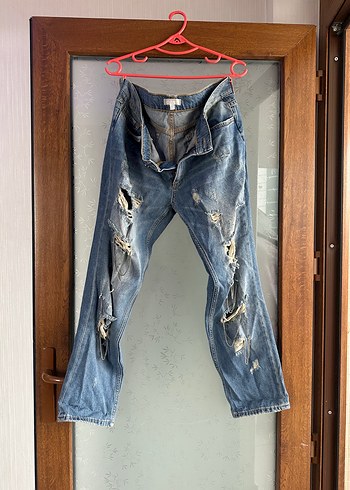 Twist Zincir Detaylı Mavi Bol Kesim Midi Kot Pantolon
