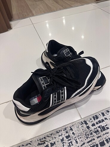 Tommy Hilfiger Ayakkabı