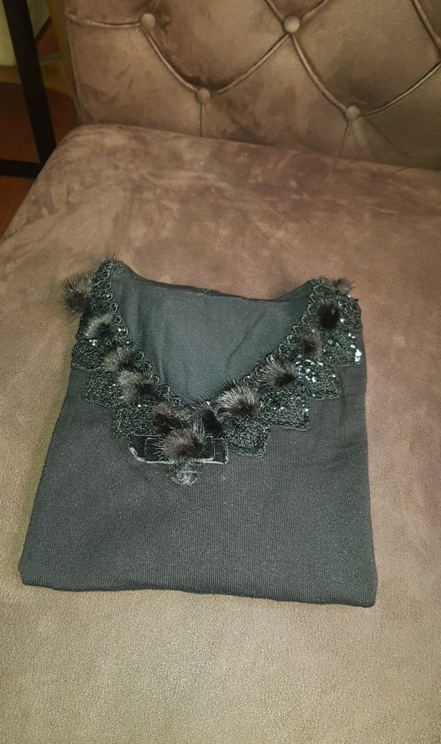 Kürk Detaylı V Yaka Gri Kadın Kazak - Görsel 3